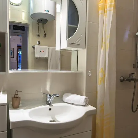 Kameliya Montesun Apartment