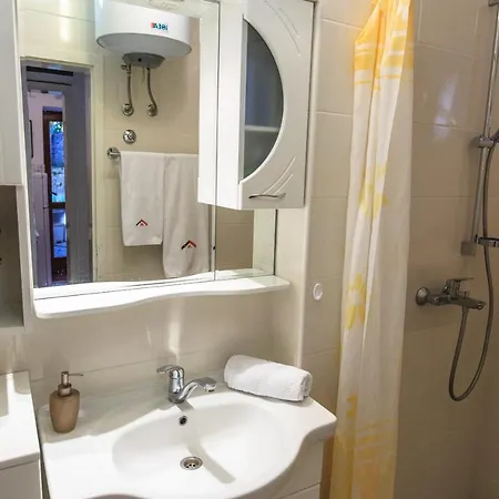Kameliya Montesun Apartment